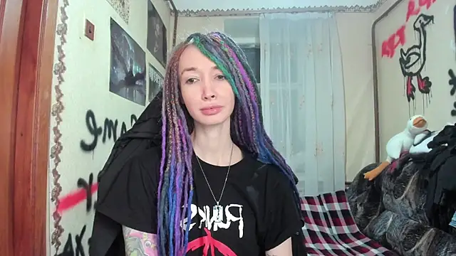 Roxy Silver online show from 01.21.25