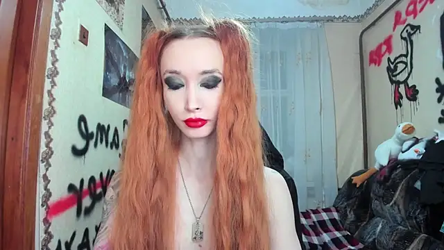 Roxy Silver online show from 02.16.25