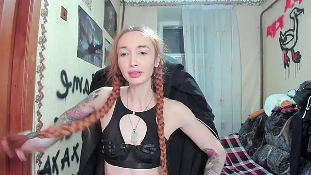 Roxy Silver online show from 03.01.25