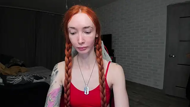 Roxy Silver online show from 11.11.25