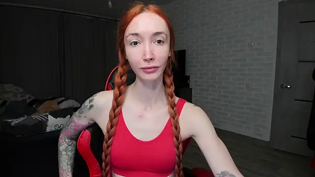 Roxy Silver online show from 12.01.25