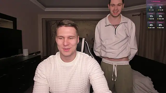 Snapshot of miraacle chatting on 12.28.24 miraacle online show from 12.28.24