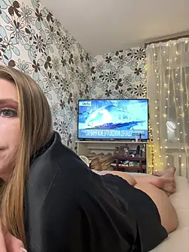 Snapshot of adel_secret chatting on 12.28.24 adel secret online show from 12.28.24