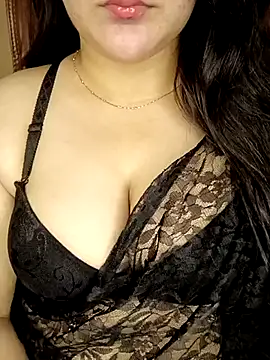 Snapshot of AK---47 chatting on 03.22.25 AK---47 online show from 03.22.25