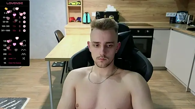 Snapshot of Larstar01 chatting on 01.22.25 Larstar01 online show from 01.22.25