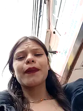 Snapshot of Violeta_12- chatting on 01.06.25 Violeta 12- online show from 01.06.25