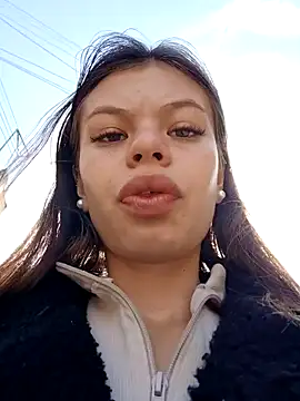 Snapshot of Violeta_12- chatting on 02.10.25 Violeta 12- online show from 02.10.25
