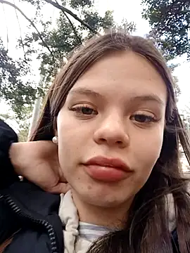 Snapshot of Violeta_12- chatting on 03.17.25 Violeta 12- online show from 03.17.25
