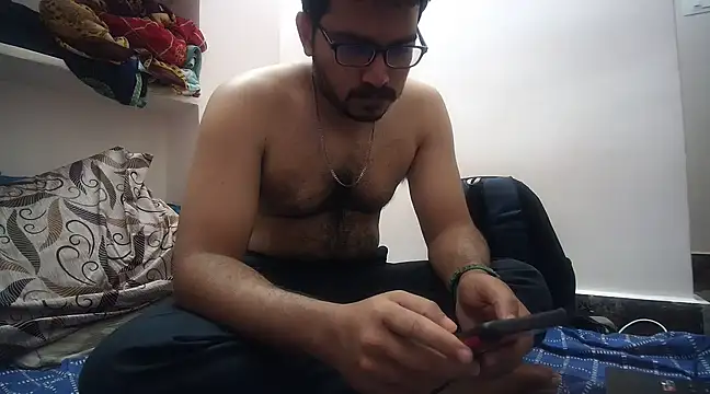 Snapshot of naughtymike0007 chatting on 02.13.25 naughtymike0007 online show from 02.13.25