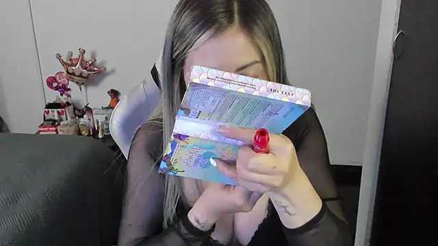 Snapshot of Andreina_Suann chatting on 12.01.25 Andreina Suann online show from 12.01.25