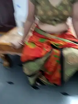 Snapshot of Januhot18 chatting on 02.24.25 Januhot18 online show from 02.24.25