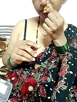 Snapshot of Hotanita99 chatting on 12.30.24 Hotanita99 online show from 12.30.24