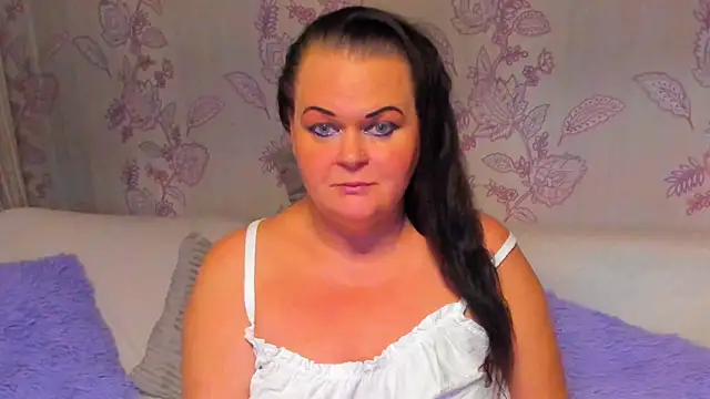 Snapshot of MilanaBiegert chatting on 09.27.25 MilanaBiegert online show from 09.27.25