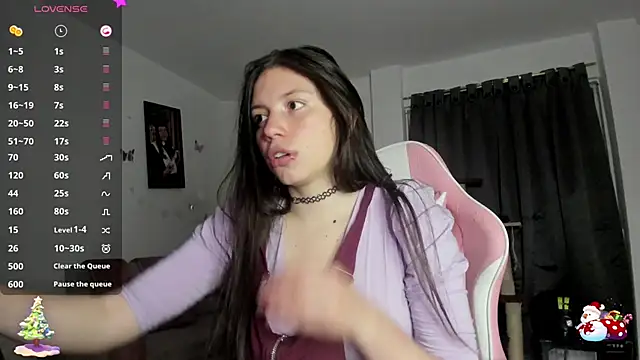 Snapshot of katty_snow chatting on 12.13.24 katty snow online show from 12.13.24