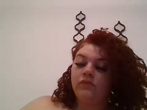 Snapshot of lolabun247 chatting on 12.04.24 lolabun247 online show from 12.04.24