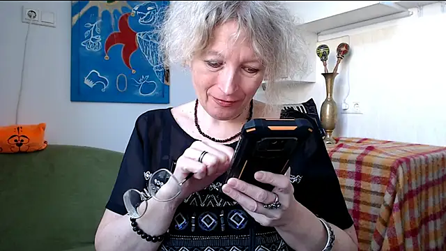 Snapshot of Zosya1111 chatting on 02.21.25 Zosya1111 online show from 02.21.25