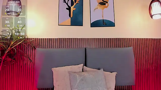 NicolleeEvanss online show from 09.09.25