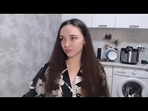 Snapshot of StacyMind chatting on 01.19.25 StacyMind online show from 01.19.25