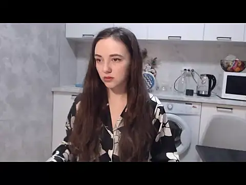 Snapshot of StacyMind chatting on 01.24.25 StacyMind online show from 01.24.25