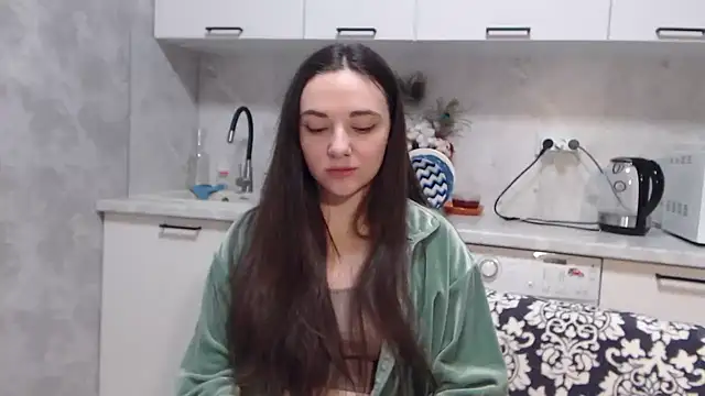 Snapshot of StacyMind chatting on 02.22.25 StacyMind online show from 02.22.25