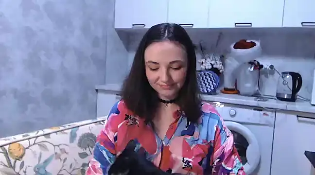 Snapshot of StacyMind chatting on 03.19.25 StacyMind online show from 03.19.25