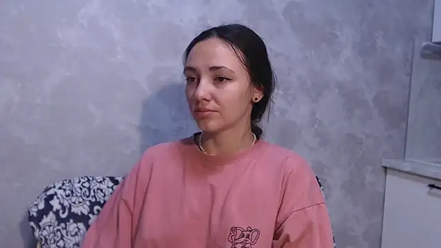 Snapshot of StacyMind chatting on 09.17.25 StacyMind online show from 09.17.25