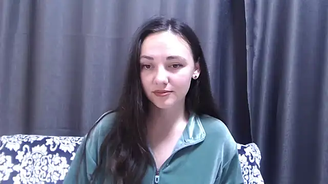 Snapshot of StacyMind chatting on 09.22.25 StacyMind online show from 09.22.25