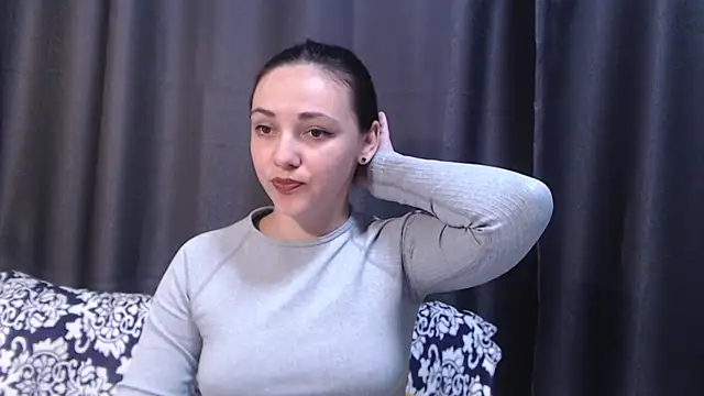 Snapshot of StacyMind chatting on 09.30.25 StacyMind online show from 09.30.25
