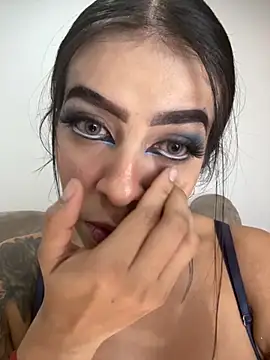 Snapshot of AbbyFtLuna chatting on 09.28.25 AbbyFtLuna online show from 09.28.25