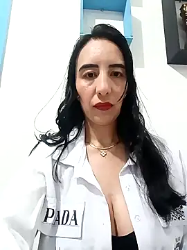Snapshot of christine-x chatting on 01.13.25 christine-x online show from 01.13.25