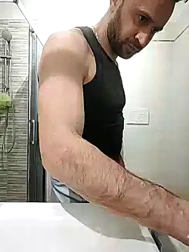 Snapshot of gilera250s chatting on 12.19.24 gilera250s online show from 12.19.24