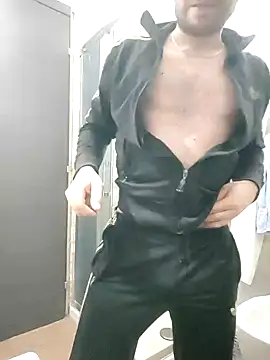 Snapshot of gilera250s chatting on 01.17.25 gilera250s online show from 01.17.25