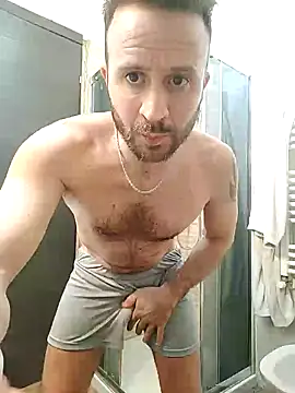 Snapshot of gilera250s chatting on 01.26.25 gilera250s online show from 01.26.25