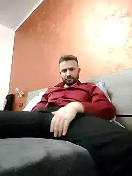 Snapshot of gilera250s chatting on 02.18.25 gilera250s online show from 02.18.25