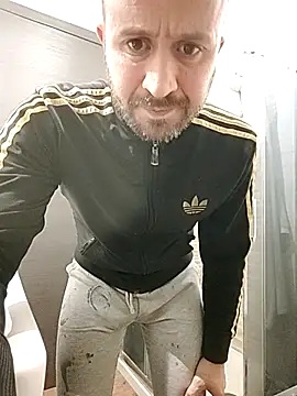 Snapshot of gilera250s chatting on 03.13.25 gilera250s online show from 03.13.25