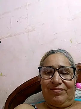  candi online show from 10.12.25