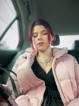 RiriRoseey online show from 12.05.25