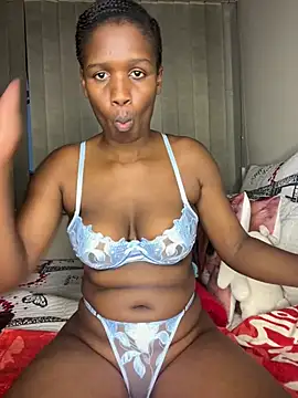 Snapshot of Kinkyy_ chatting on 01.22.25 Kinkyy  online show from 01.22.25