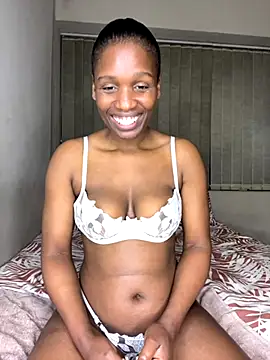 Snapshot of Kinkyy_ chatting on 09.18.25 Kinkyy  online show from 09.18.25