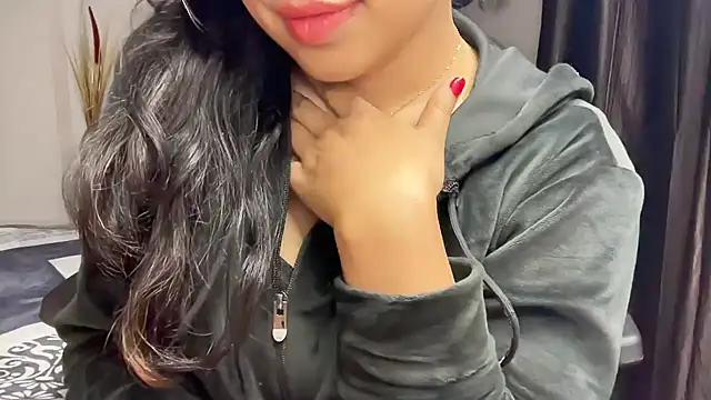 Snapshot of Spice-Summi chatting on 01.09.25 Spice-Summi online show from 01.09.25