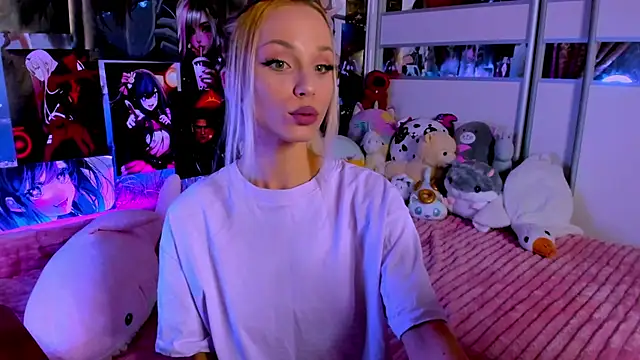 Snapshot of Cute__Pony chatting on 02.19.25 Cute  Pony online show from 02.19.25