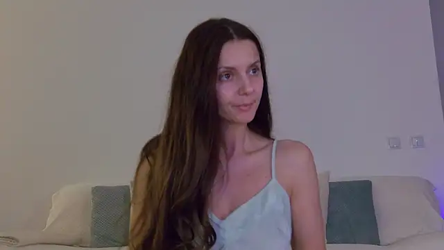 Snapshot of LilyRoselyn chatting on 09.30.25 LilyRoselyn online show from 09.30.25