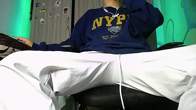 zacwatson  online show from 01.20.25