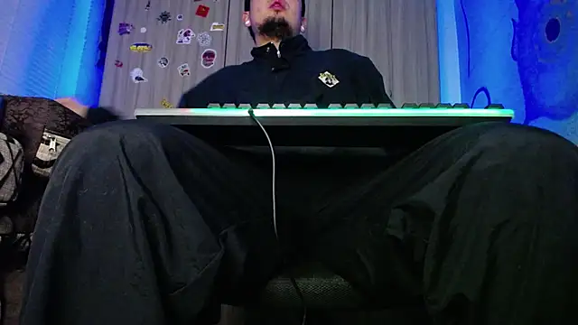 zacwatson  online show from 02.14.25