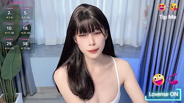 Snapshot of Aurora_99 chatting on 09.23.25 Aurora 99 online show from 09.23.25