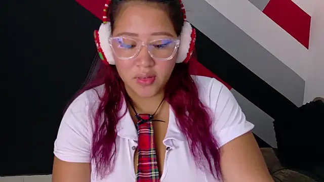 I am yours- online show from 12.05.25