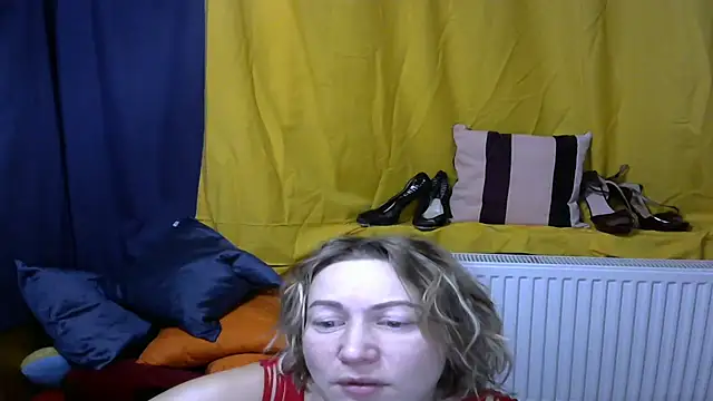 Snapshot of wLESLYMOSw chatting on 01.18.25 wLESLYMOSw online show from 01.18.25