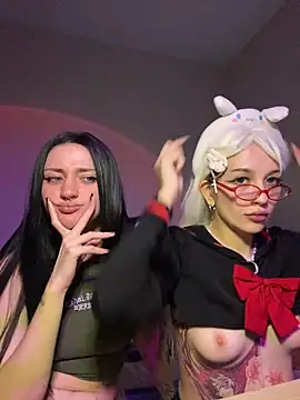 Snapshot of Dooubletroublee chatting on 03.01.25 Dooubletroublee online show from 03.01.25