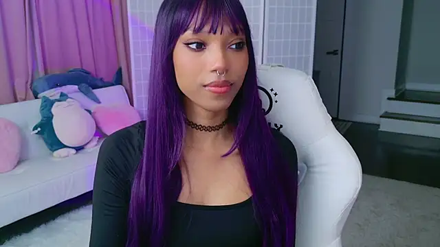 Snapshot of lileviemarie chatting on 09.09.25 lileviemarie online show from 09.09.25