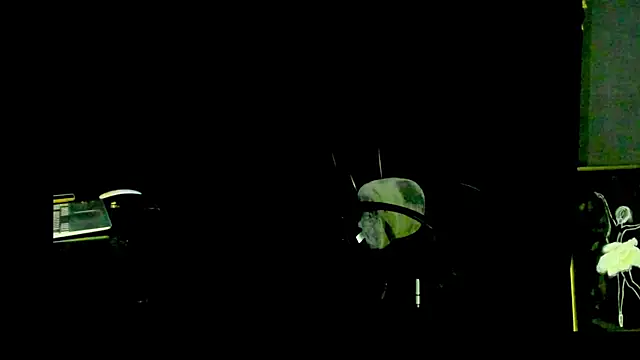 Snapshot of dia_moonlight2 chatting on 03.09.25 dia moonlight2 online show from 03.09.25